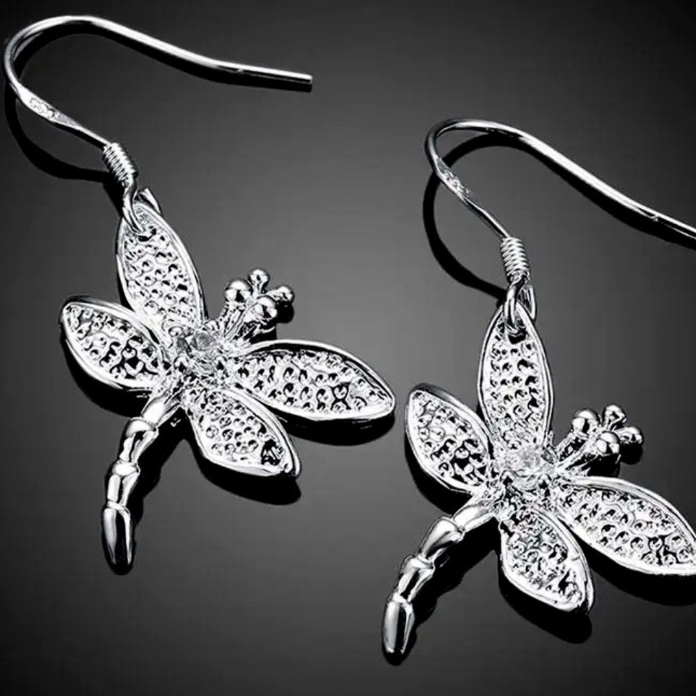 Gorgeous Crystal Dragonfly Hanging Earring's Solid Sterling Silver